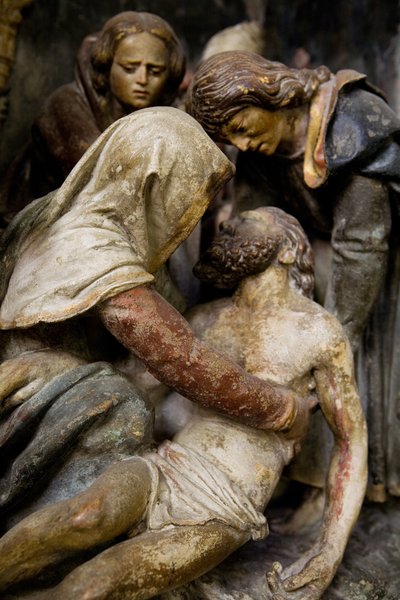 Altar piece, right panel, (detail) The Deposition from the Cross by Ligier Richier